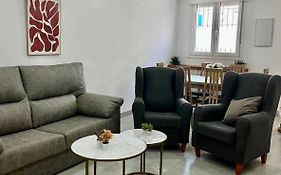 Duplex Agustín M con parking gratuito